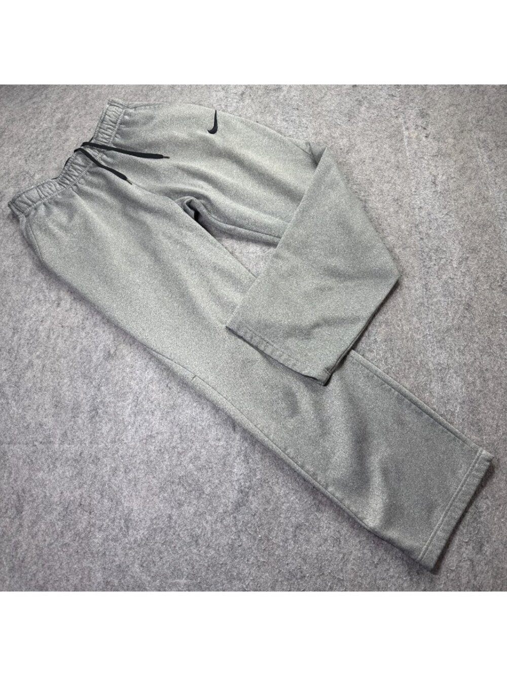 Nike THERMA-FIT Sweatpants Men L Gray Fleece 30" Tapered Fitness Relaxed 189